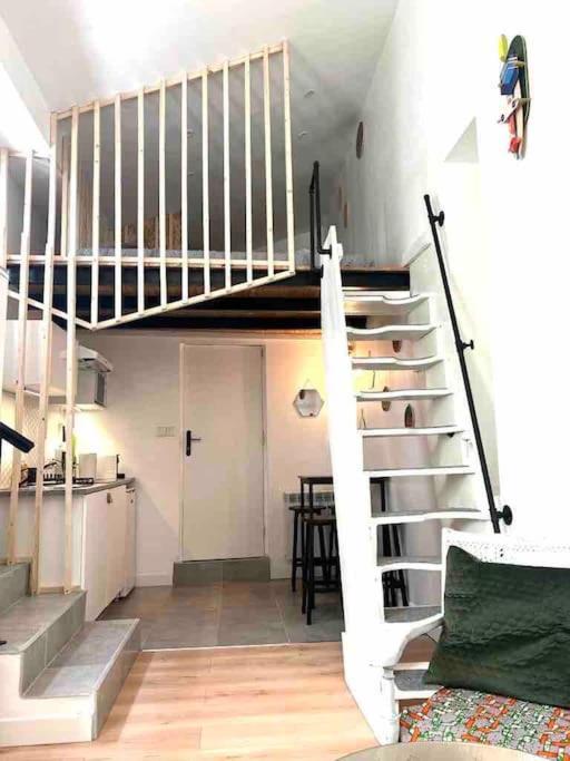 Jolie Mini Maison Lovely Tiny House Витри-сюр-Сен Экстерьер фото